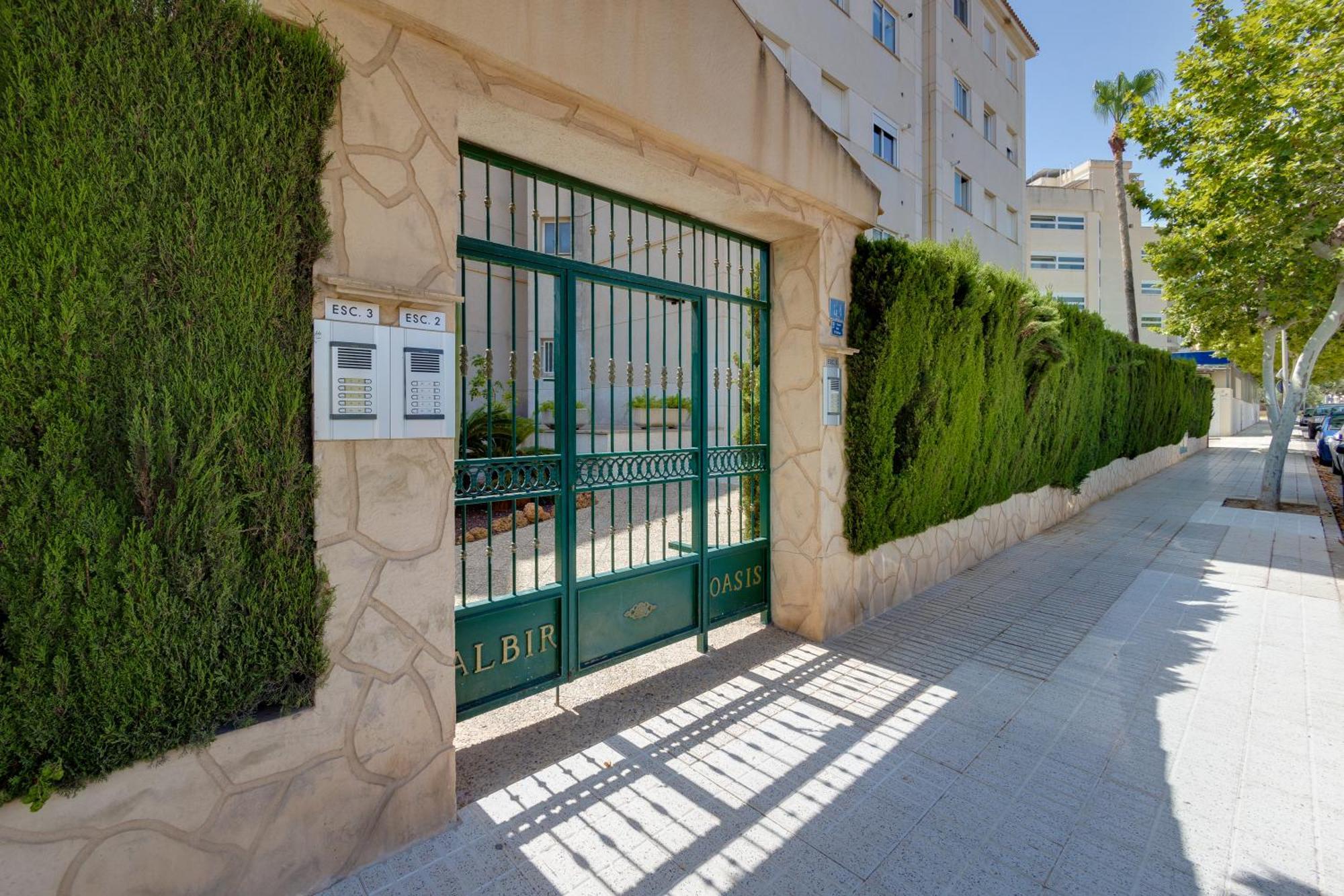 Apartamentos Oasis Альбир Экстерьер фото